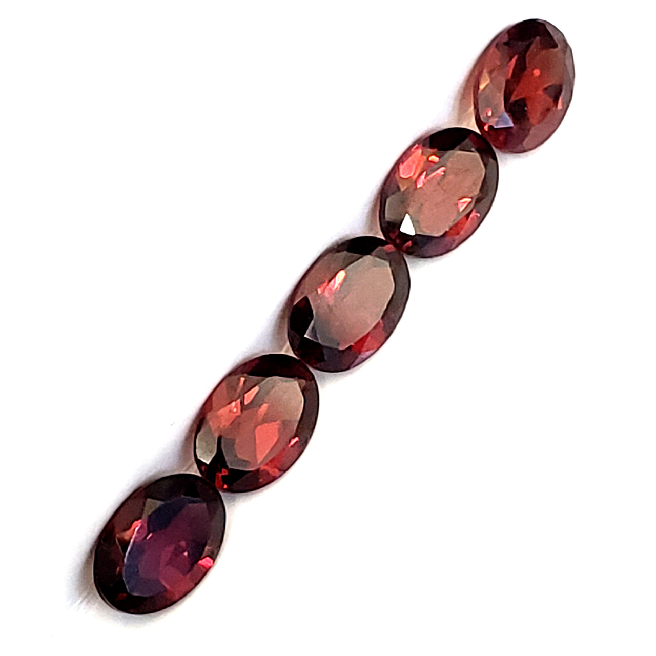 Natural AAA Faceted Oval Cut Garnet 7x5mm