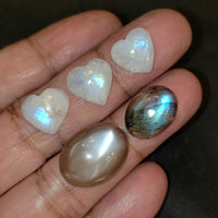 Thumbnail for 5Pcs 40.5Ct Natural Rainbow Moonstone Hearts, Grey Moonstone, Labradorite LOT