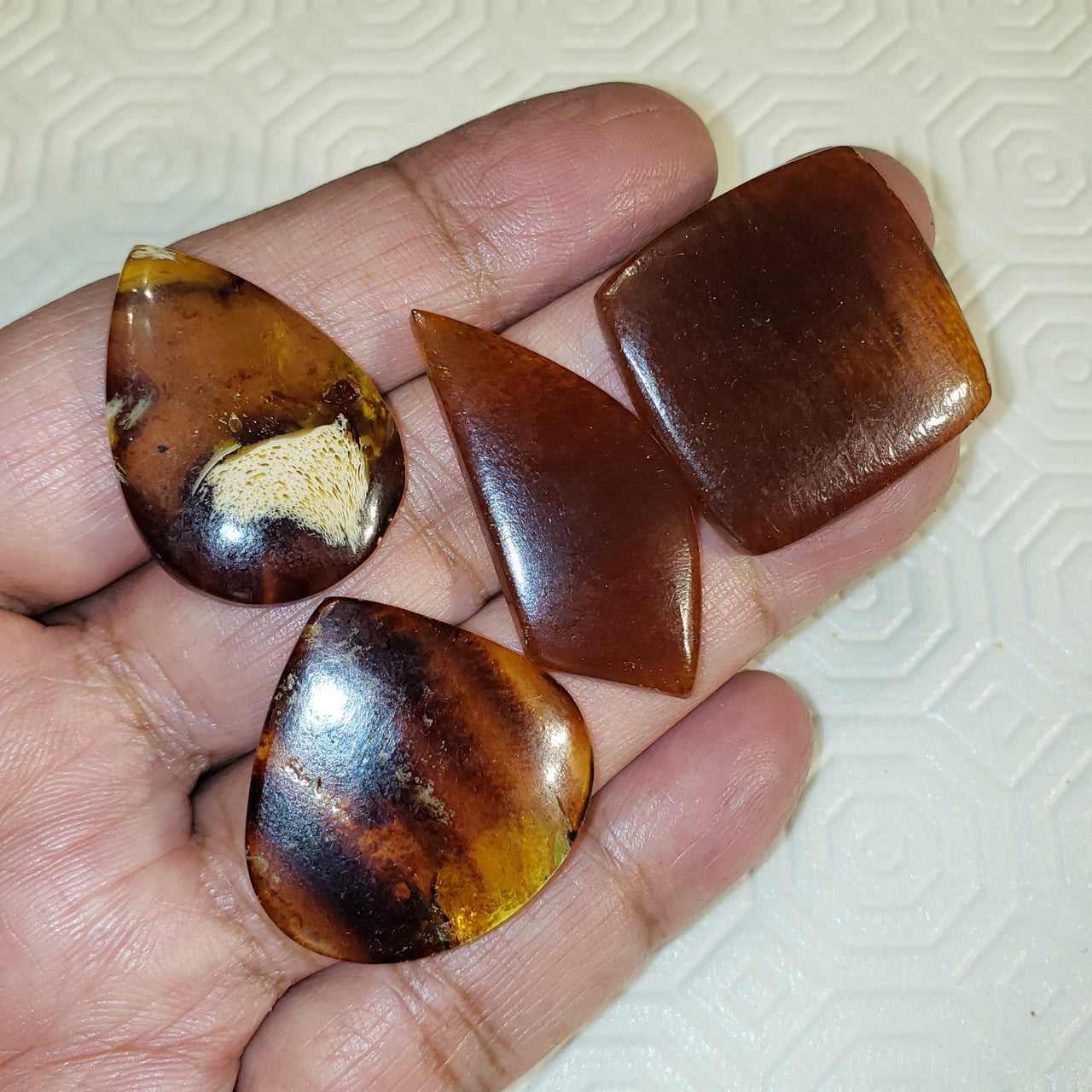 4Pcs 40Ct Natural Amber Cabochons LOT