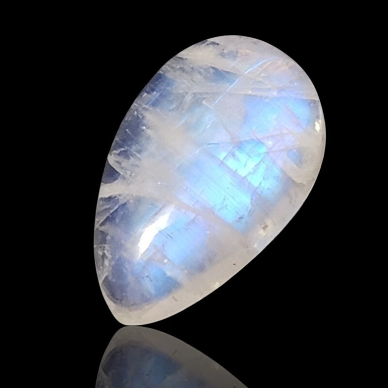 10Ct Natural Rainbow Moonstone Cabochon. Size- 20x12mm