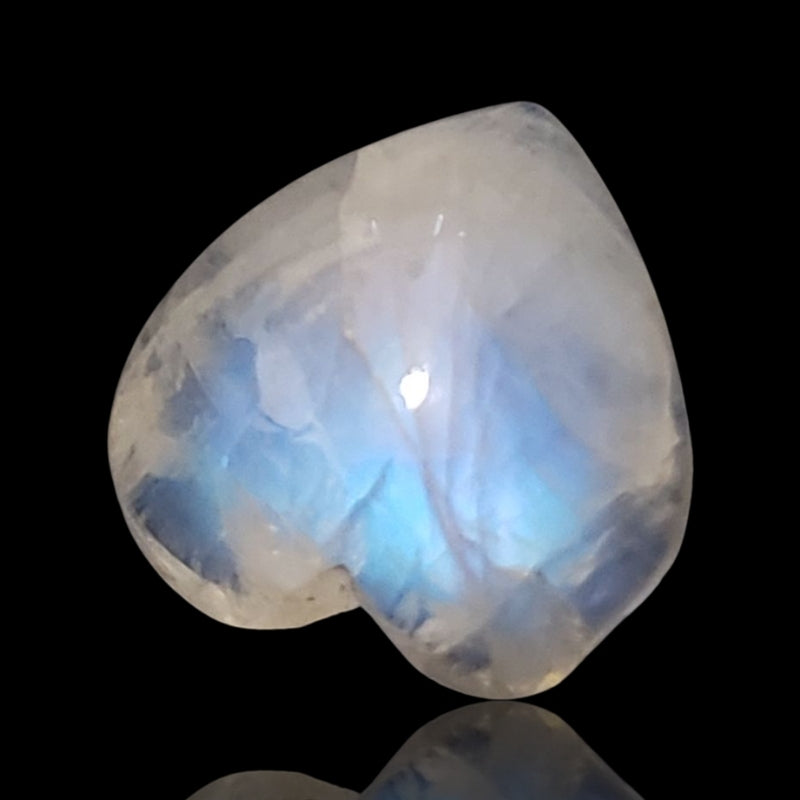 15Ct Natural Rainbow Moonstone Heart Cabochon. Size- 18x17mm