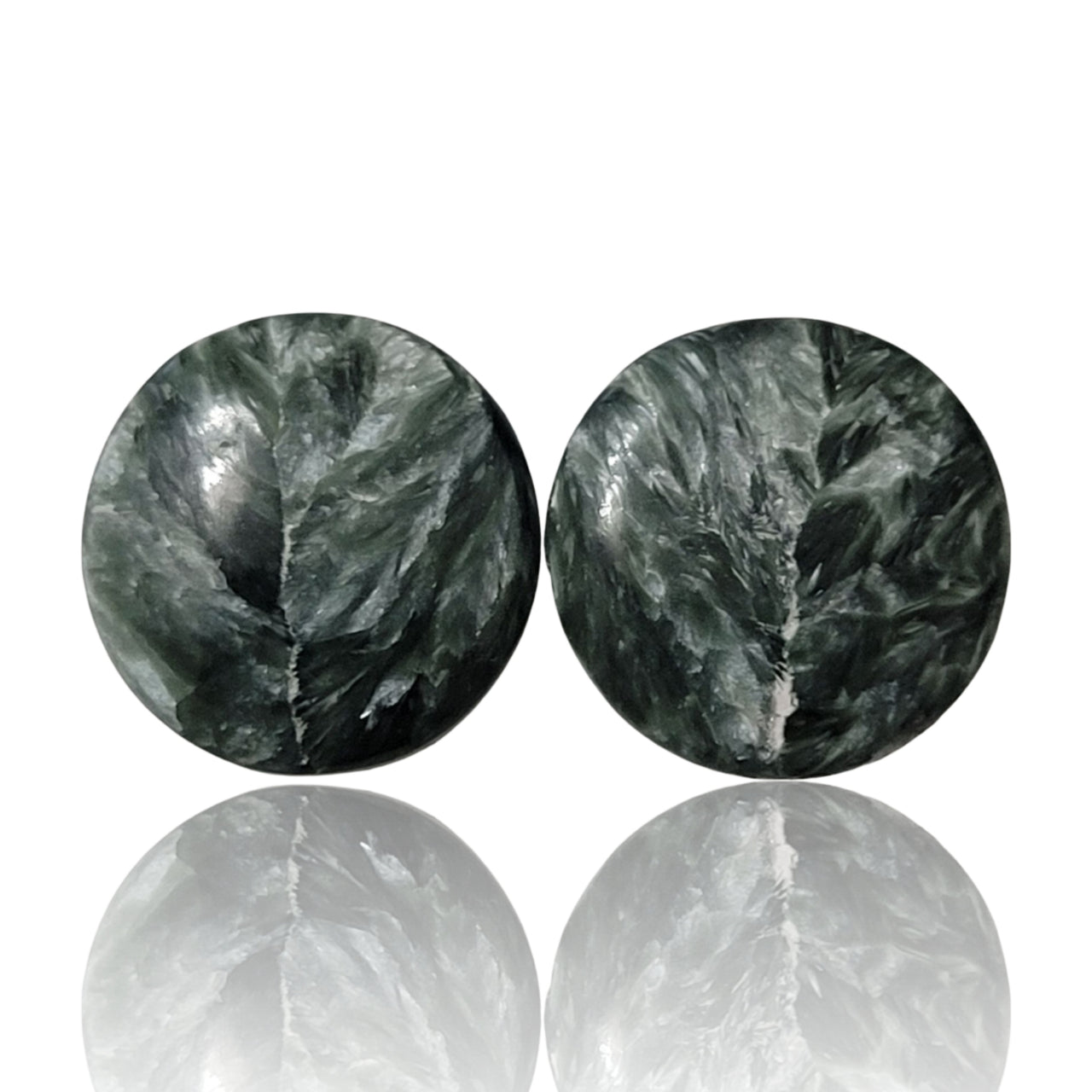 20Ct Natural Seraphinite Cabochon Pair. Size is approx. 17mm each