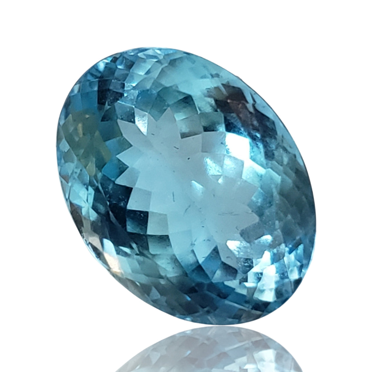 29.5Ct Natural FINE Blue Topaz Faceted. Size- approx. 20x15x11mm