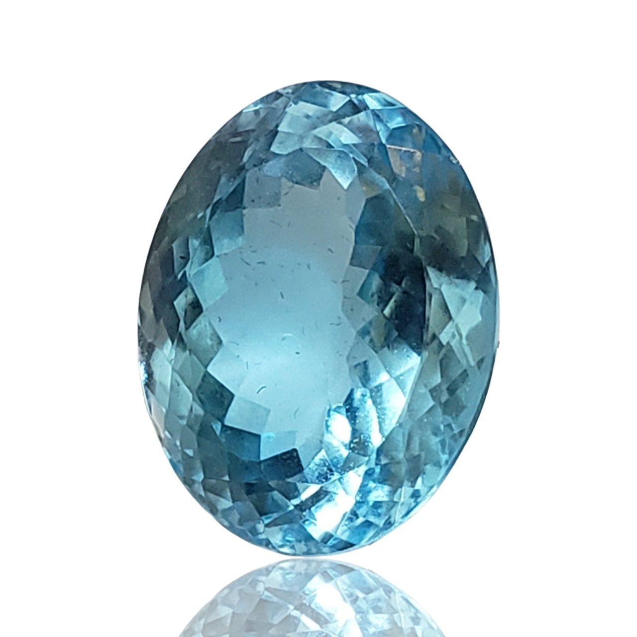 29.5Ct Natural FINE Blue Topaz Faceted. Size- approx. 20x15x11mm