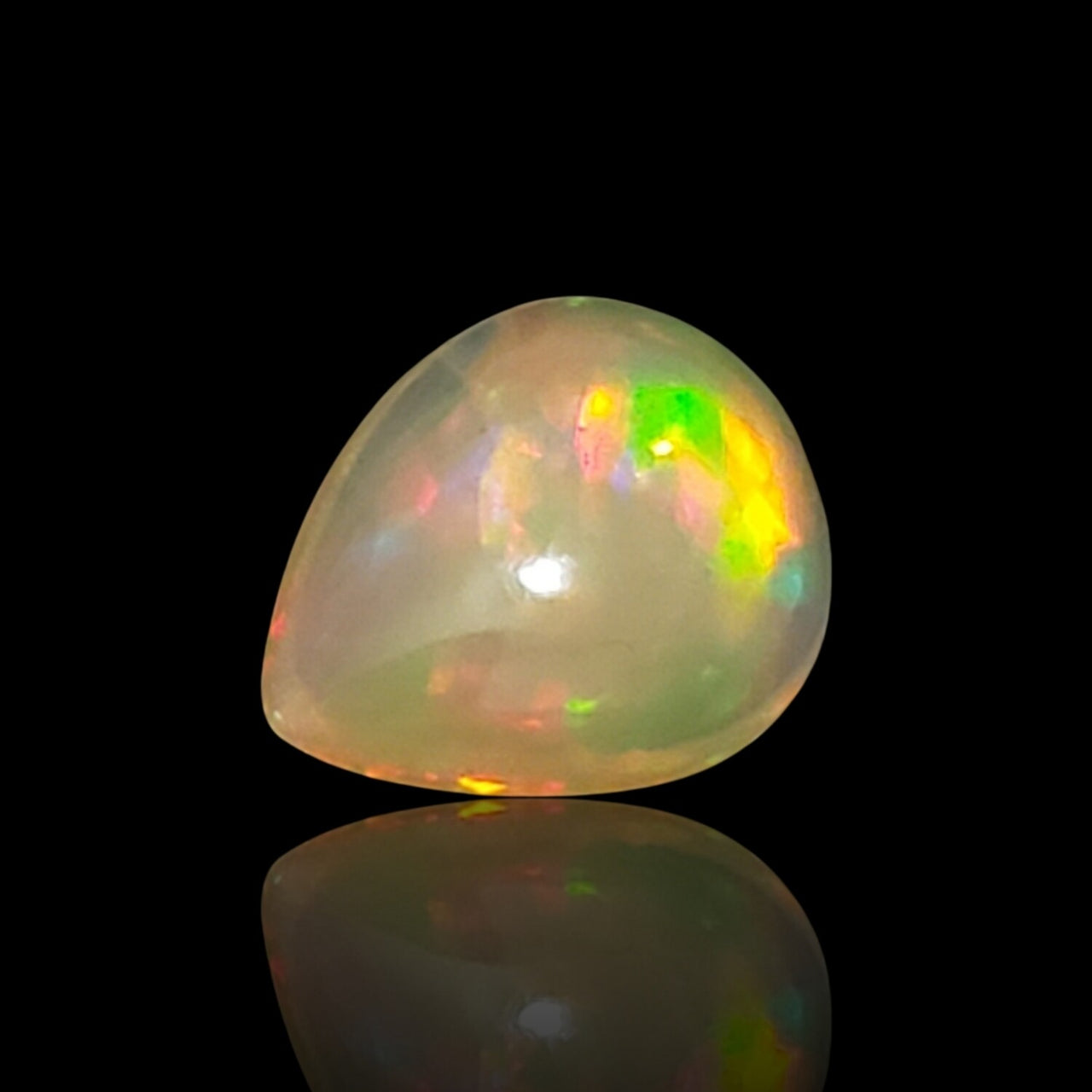 2.5Ct Natural Ethiopian Opal Cabochon 12.6x9.6mm