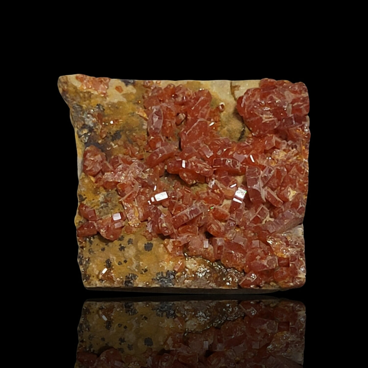 33.5Ct Natural RAW Vanadinite Crystal Druzy. Flat base. 25x22mm