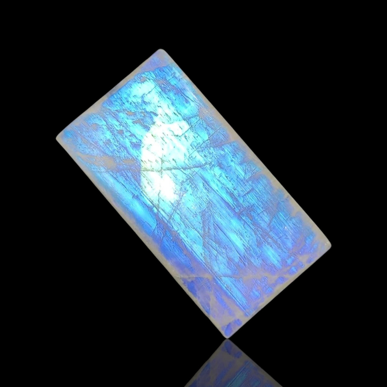 75Ct Natural Rainbow Moonstone Cabochon 42x23mm